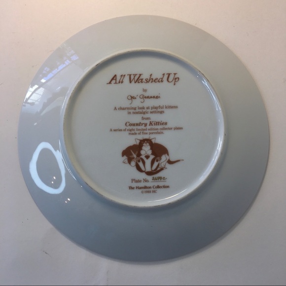 Vintage Plate All Washed Up Country Kitties The Hamilton Collection 1988 - Picture 2 of 3